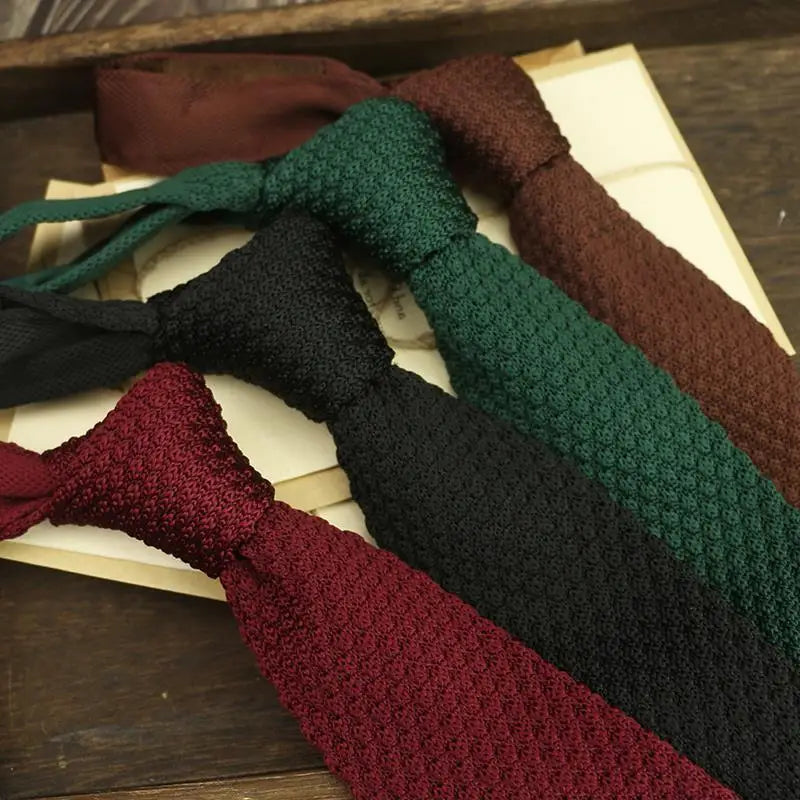 New Fashion Knitted Ties For Men British Casual Preppy Chic Solid Brown Black Neckties Women 6CM Red Narrow Soft Neck Tie Cravat