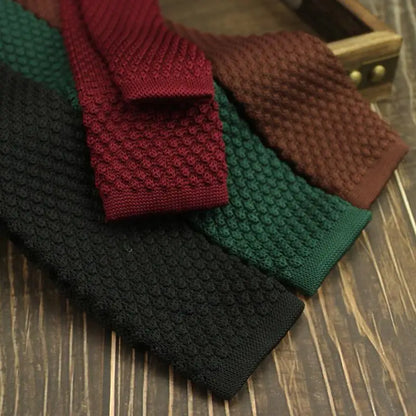 New Fashion Knitted Ties For Men British Casual Preppy Chic Solid Brown Black Neckties Women 6CM Red Narrow Soft Neck Tie Cravat